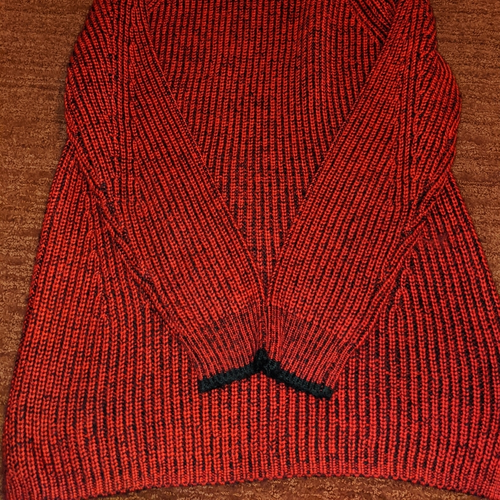 Sweater - Picture 3 of 3